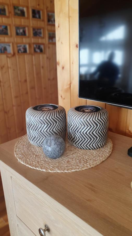 Summerhouse Vaglaskogur アークレイリ エクステリア 写真
